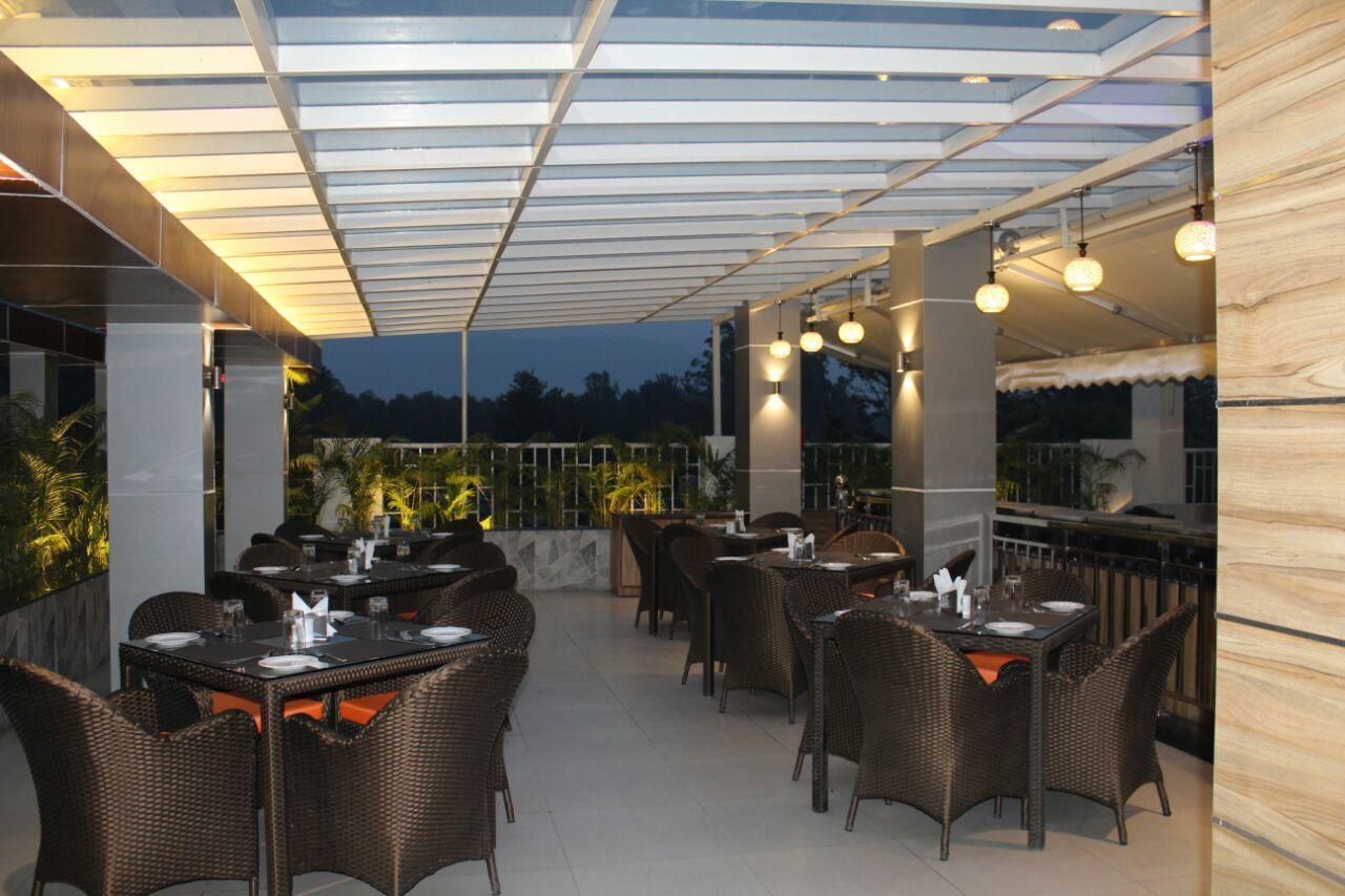 Imperial Clarks Inn Dehradun Buitenkant foto
