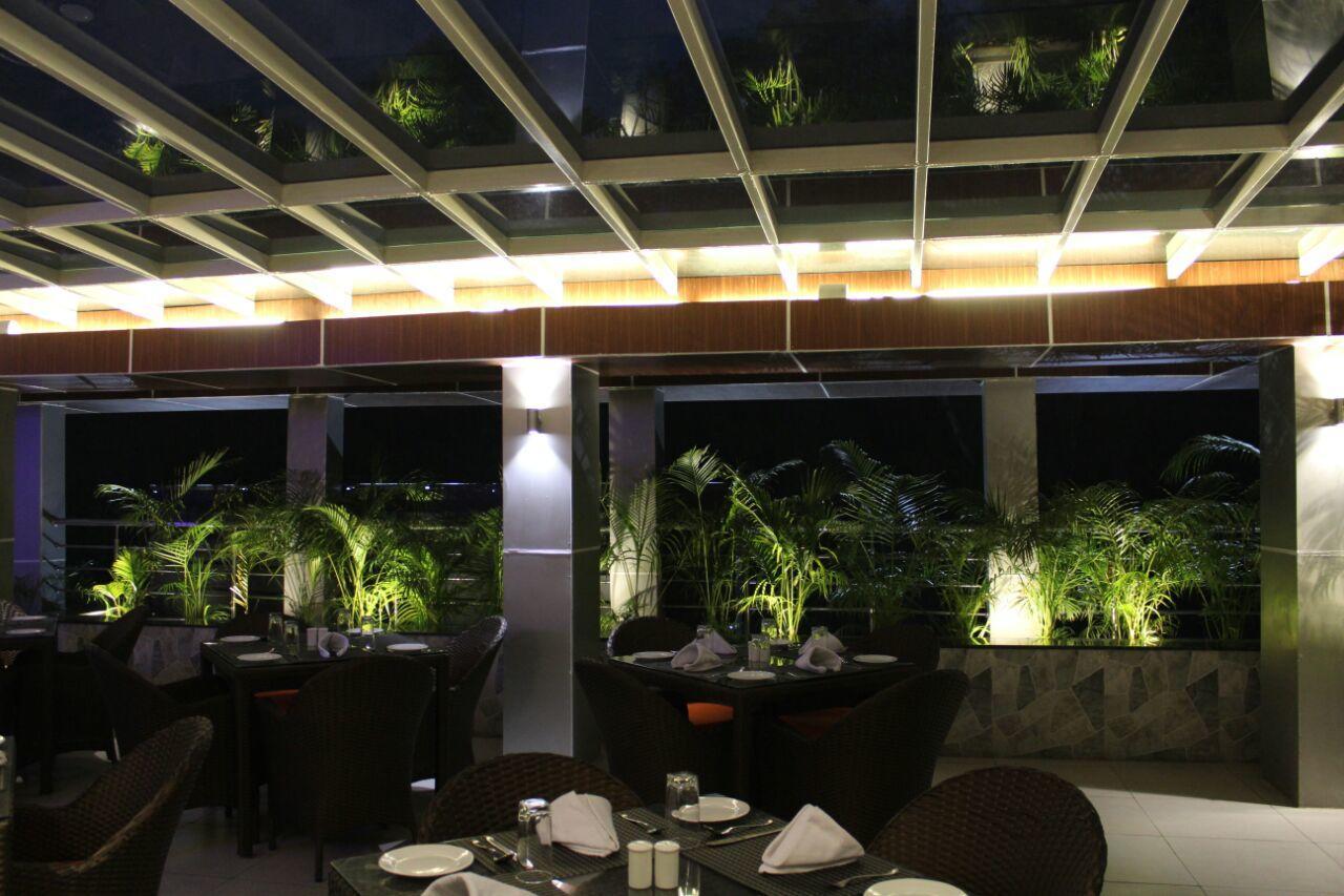 Imperial Clarks Inn Dehradun Buitenkant foto