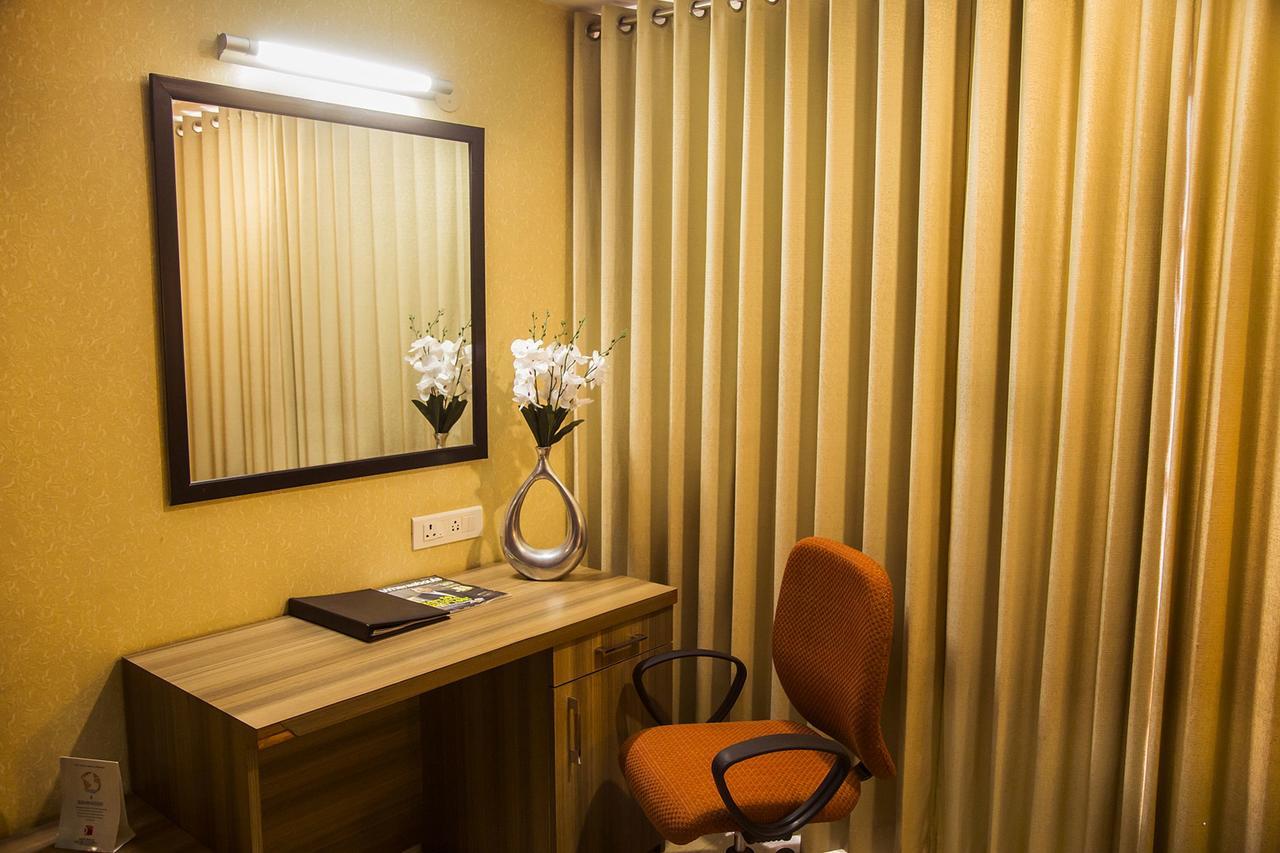 Imperial Clarks Inn Dehradun Buitenkant foto